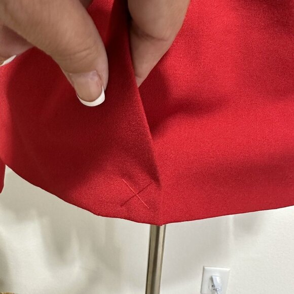 Boston Proper Andrea Behar Women's Royal Crest Blazer Jacket Size 6 Red NWOT - Picture 5 of 12